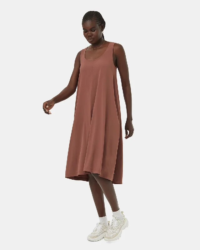 inMotion Sleeveless Midi Dress Trendy A-Line Midi Dress