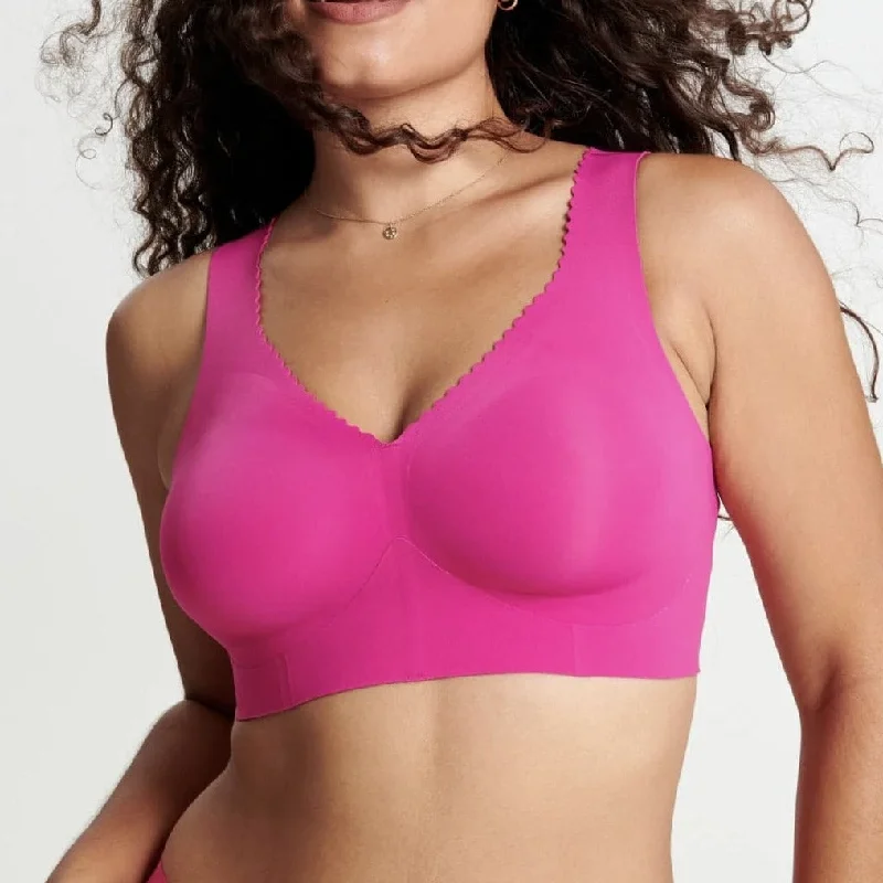 Evelyn & Bobbie Evelyn Bra in Wildflower Pink Breathable Wireless Bra