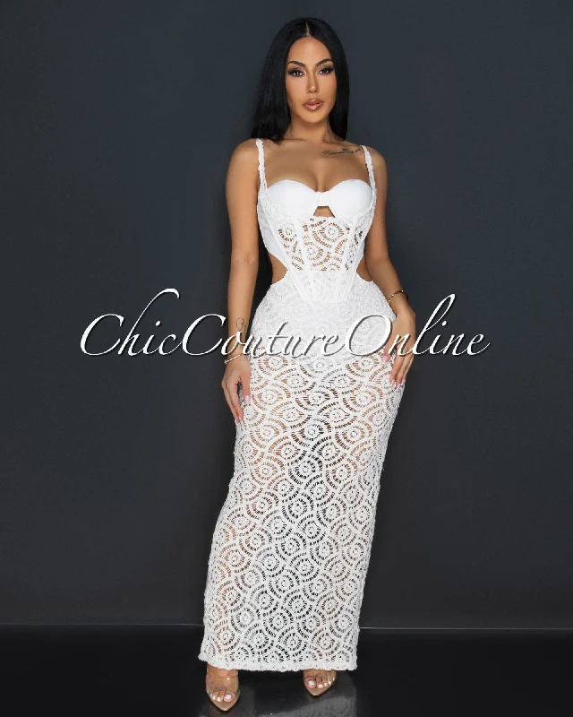 Melora Off-White Bustier Cut-Out Crochet Maxi Dress Trendy V-Neck Maxi Dress