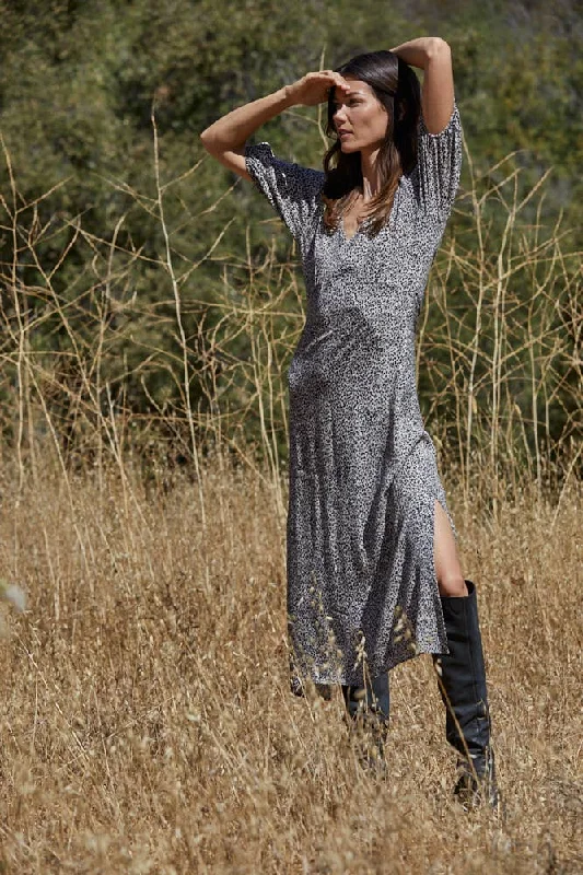 Casual V-Neck Maxi Dress: Charcoal Trendy Short Sleeve Maxi Dress