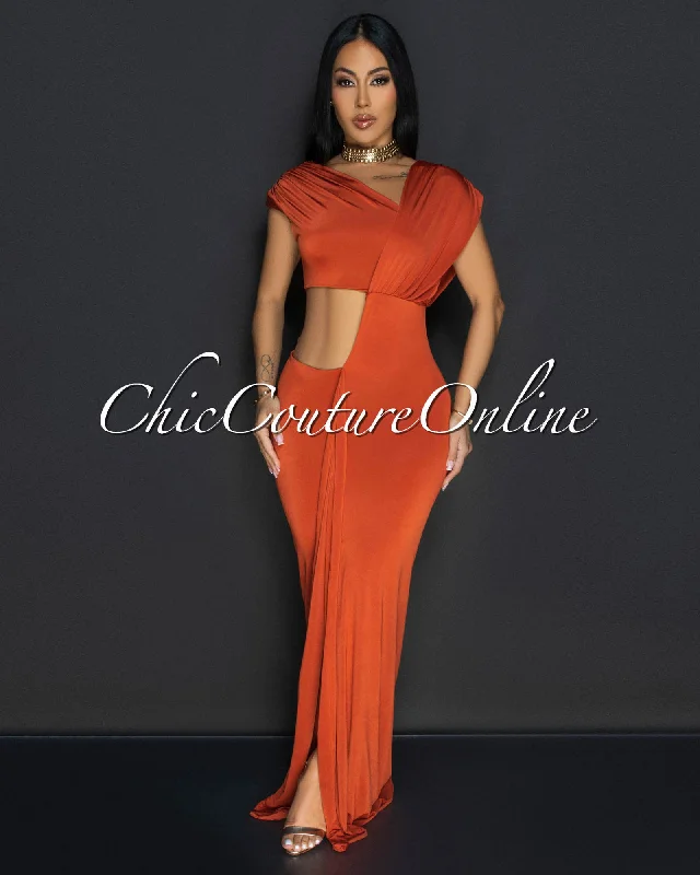 Violi Rust Off Shoulder Cut Out Maxi Dress Fashionable Off-Shoulder Maxi Dress