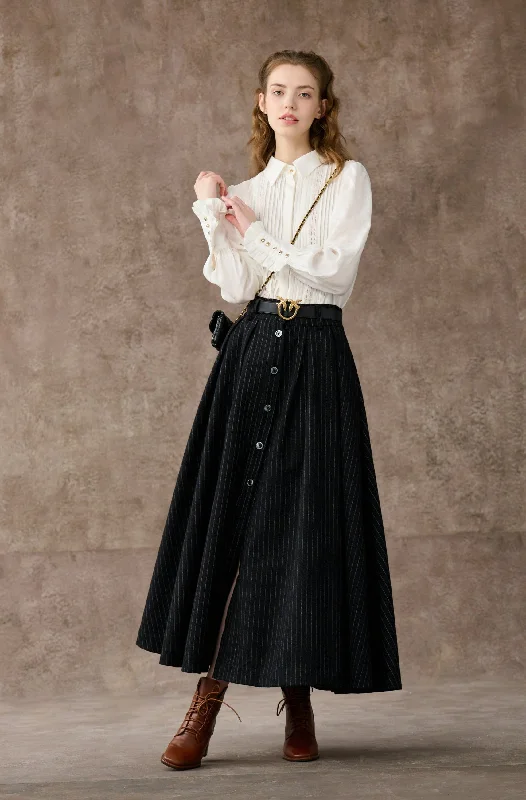 Santal 3 | Striped Wool Skirt in black linen skirt natural